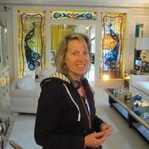 Meet your Posher, Rae